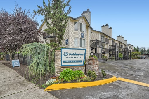 Brookhaven Apartments