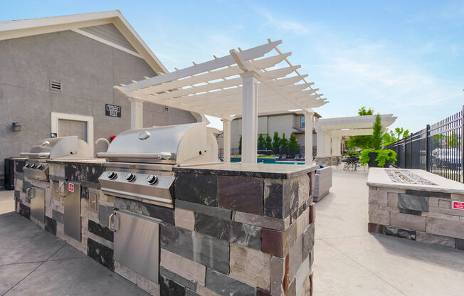 Grill Stations at Prairie Pines Townhomes, Shawnee, 66226