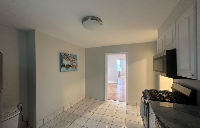 1 bed, 1 bath, $1,199, Unit Unit 3