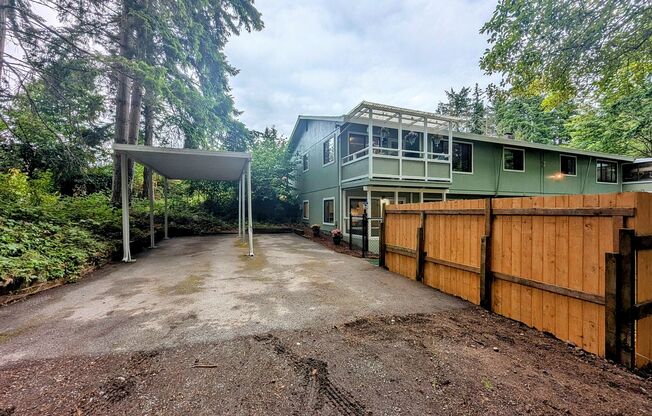 1bd/1ba Brier Condo