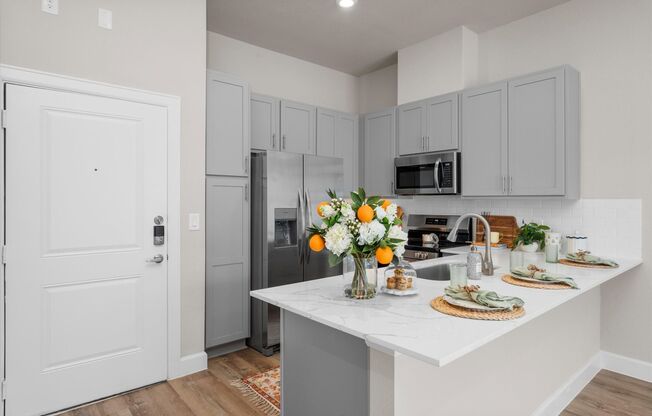 1 bed, 1 bath, 663 sqft, $1,450, Unit 433