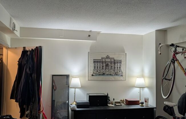 1 bed, 1 bath, 606 sqft, $2,800, Unit 301