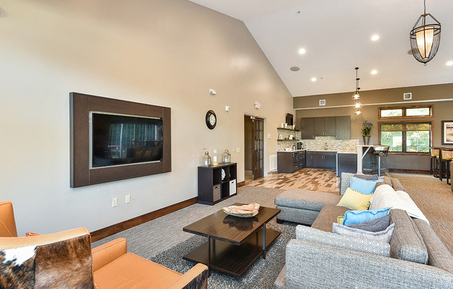 Bass Lake Hills Townhomes - Clubhouse Seating Area