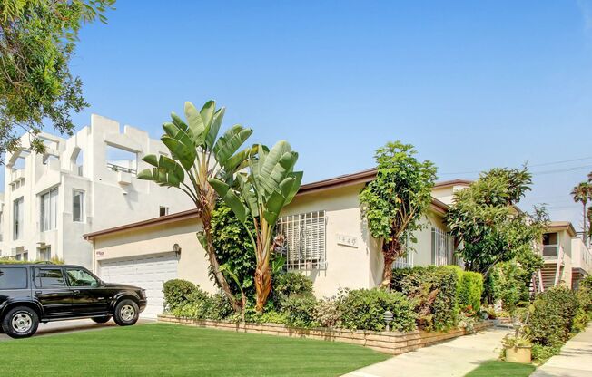 1449 Princeton St in Santa Monica