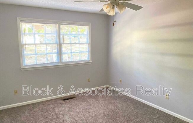 3215 CYANNE CIR