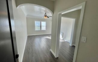 Studio, 1 bath, 380 sqft, $1,495, Unit 209
