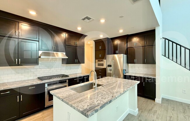 3 beds, 2.5 baths, 2,285 sqft, $3,199, Unit 44