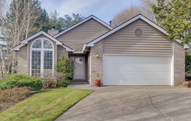 13786 REGENCY CT