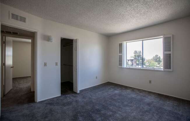 Empty Bedroom at Sunrise Ridge Apartments in Tucson AZ
