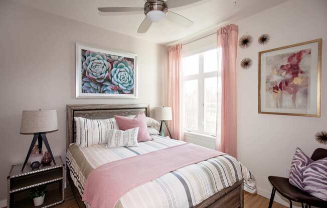 North Hollow Apartments Model Bedroom