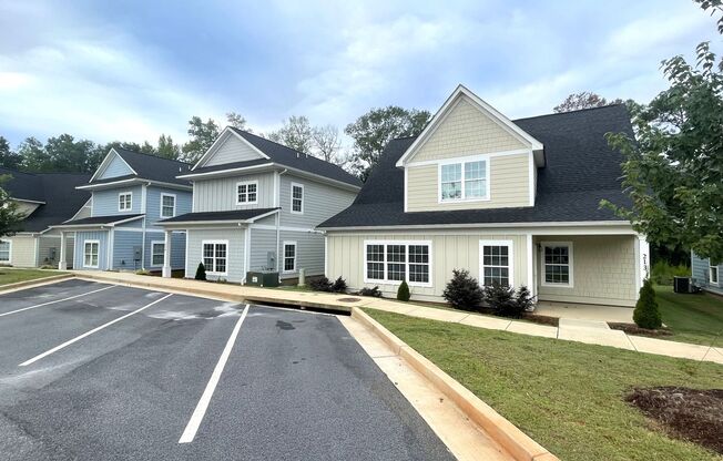 COTTAGES AT WOODSONG