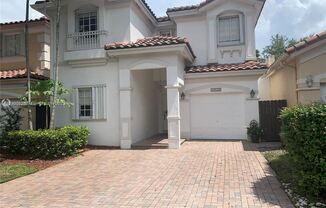 10928 NW 69th St
