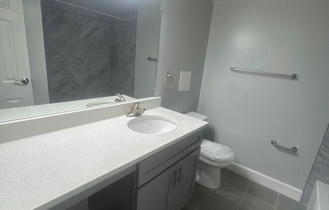 3 beds, 2 baths, 1,300 sqft, $2,550, Unit 3351 #002