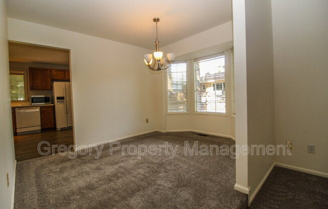 11933 109 AVE NE 