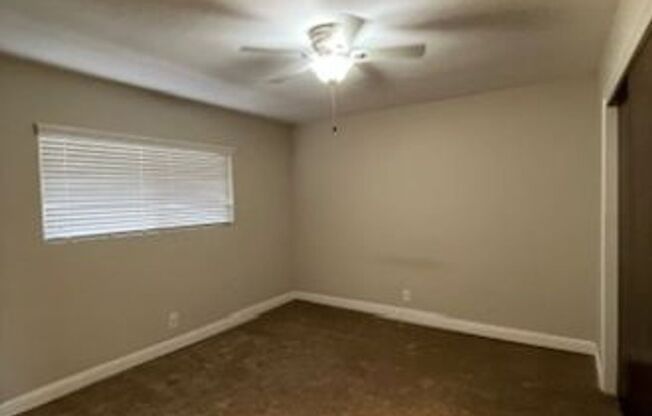 1 bed, 1 bath, $1,825, Unit 4826B