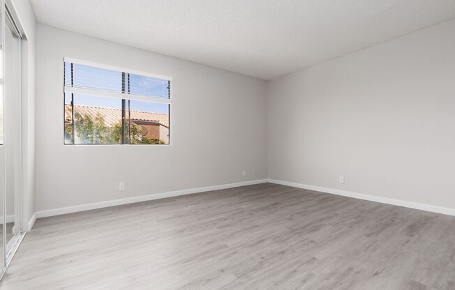 3 beds, 2 baths, $1,495, Unit # 2113