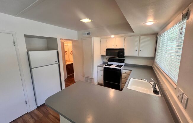 Relaxing Townhome with Private Pool Access – Minutes from Nevada Beach