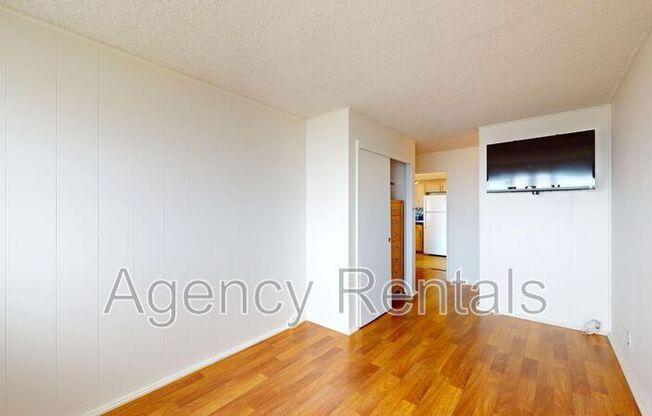 98 1403 KAAHUMANU ST