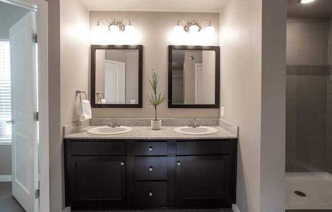Shadow Crest Townhomes