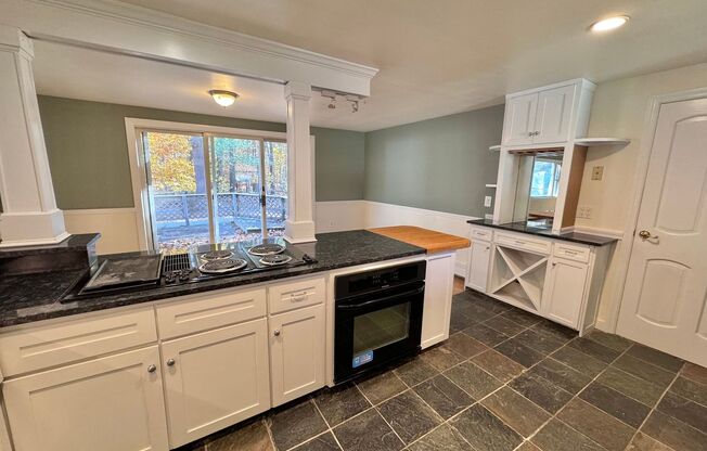 Renovated Single Family 3 Bed / 2.5 Bath w/ Bonus Room, Finished Basement, Wet Bar and MORE!