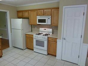 3 beds, 2 baths, $1,795