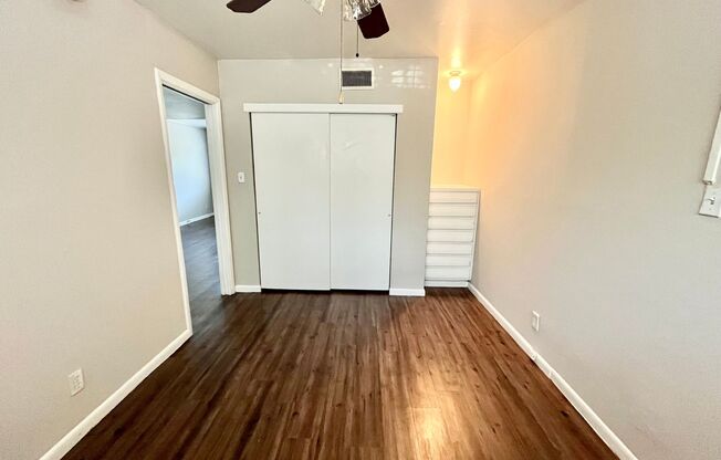 2 beds, 1 bath, 700 sqft, $1,560, Unit 105