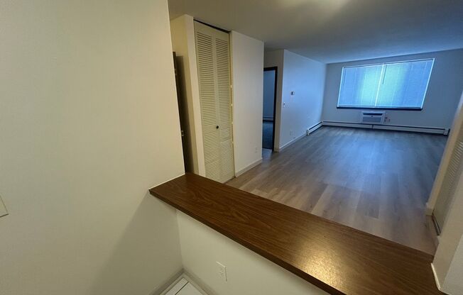 1 bed, 1 bath, $1,145, Unit 308