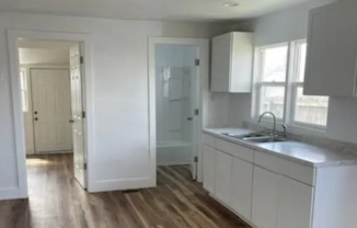 Spacious One Bedroom Duplex located near South Sherman and English Ave