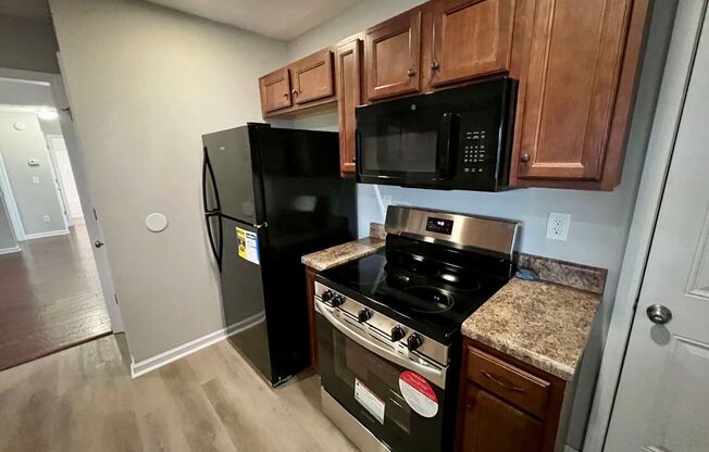 3 Bed 2 Bath + Bonus in Christiana