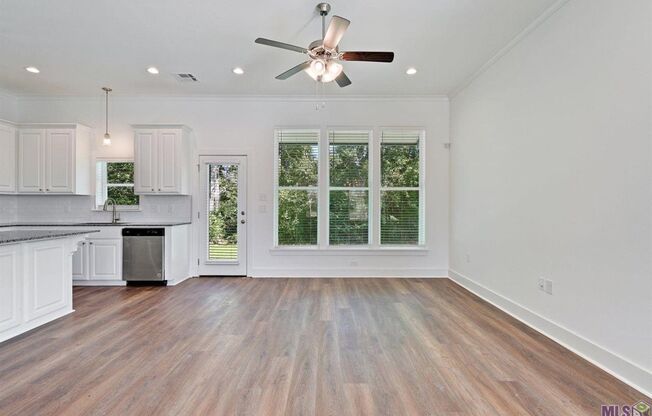 3 Bed, 2.5 Bath Home Near LSU – Available June 1!