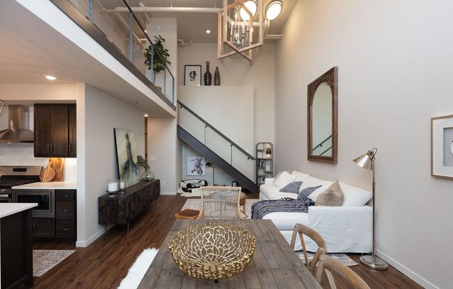 1 bed, 1 bath, 1,232 sqft, $2,695, Unit 113