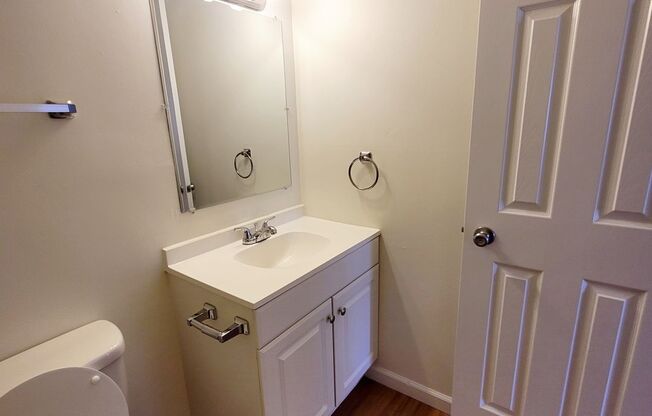 1 bed, 1 bath, 465 sqft, $625, Unit Unit 14