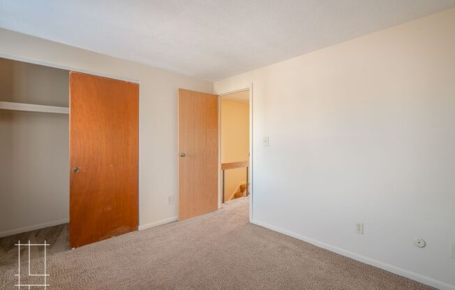2 beds, 1.5 baths, $1,400, Unit 773 E Thurber Dr Apt. D