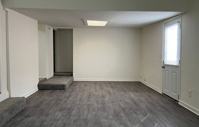 2 beds, 1 bath, $2,995, Unit 644