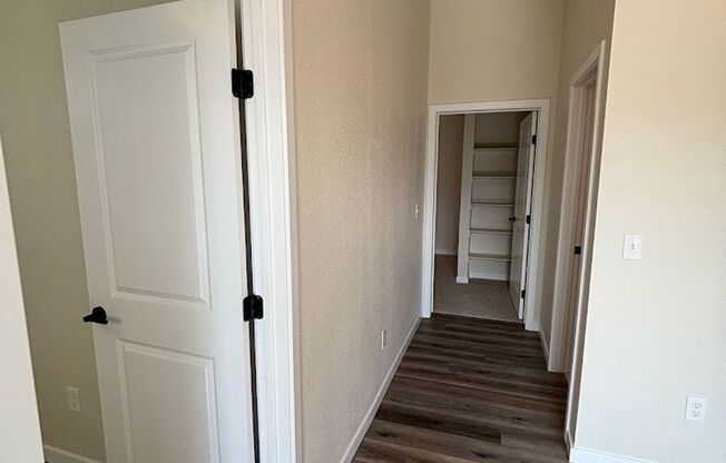 2 beds, 2 baths, 720 sqft, $1,999, Unit 820 #301