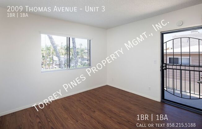 2009 THOMAS AVE