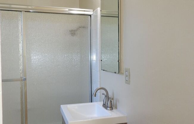 1 bed, 1 bath, $2,500, Unit 4952