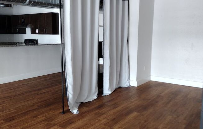 Studio, 1 bath, 1,406 sqft, $2,130, Unit 102