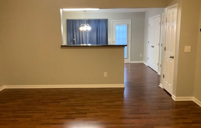 2 beds, 2.5 baths, $1,595