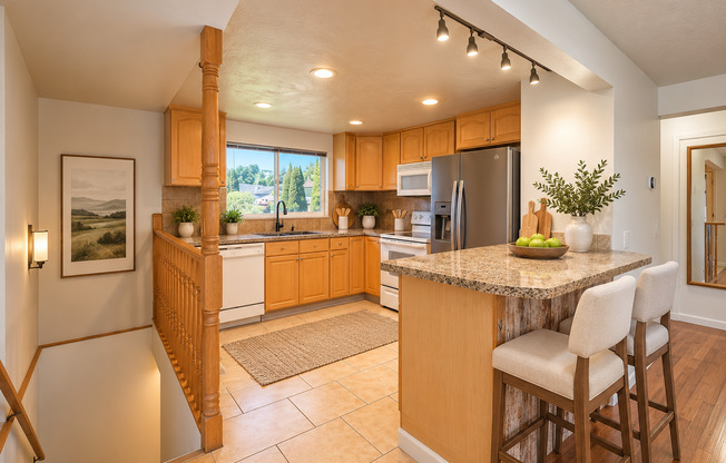 $2,395 - 3 Bed / 2 Bath Charming Home in North Spokane - Utilities Included -