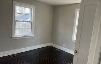 3 beds, 1 bath, $1,050