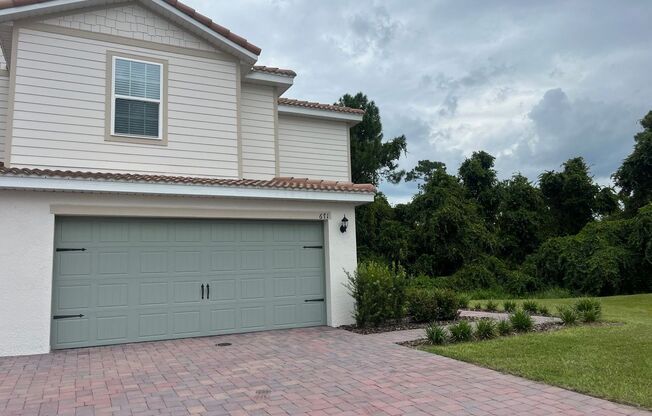 Newly Constructed Modern 3 Bed 2.5 Bath Home!! Move in special!