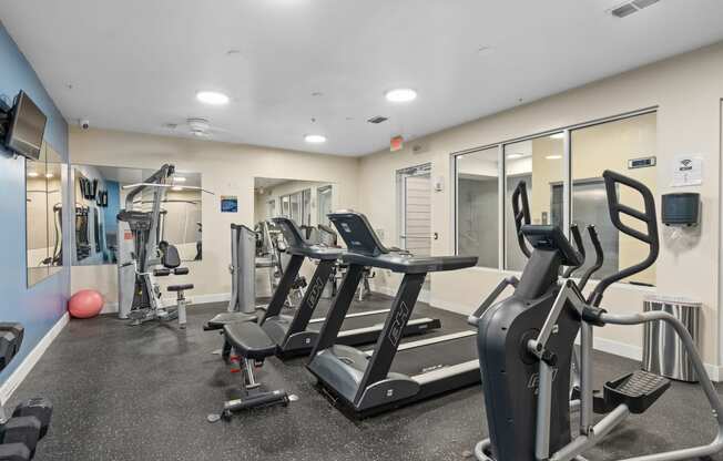 the gym at the preserve at green valley townhomes in green valley va