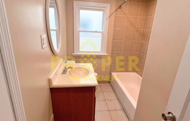 3 beds, 1.5 baths, $1,000