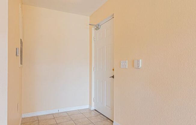 Ground-Level Comfort in North Naples – 2BR Condo in Fairway Preserve at Olde Cypress