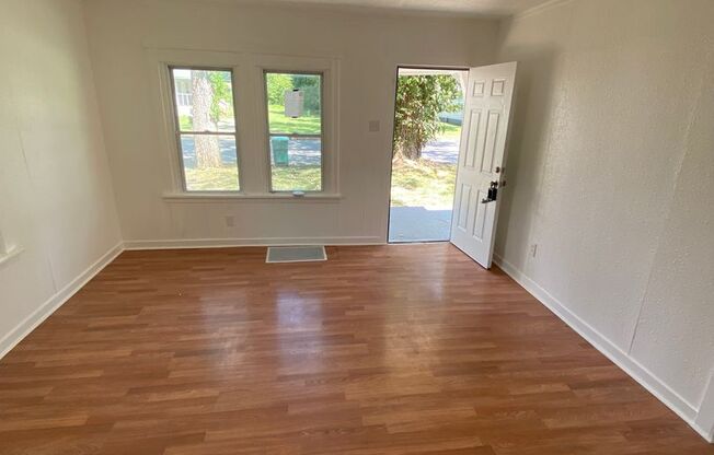 Newly Updated 3BD/1BA