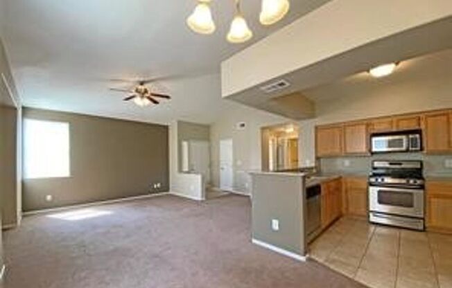 2 beds, 2 baths, $1,600, Unit UNIT 203