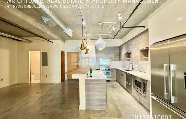 1212 E WHITING STREET