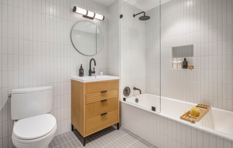 1 bed, 1 bath, 676 sqft, $3,900, Unit 6R