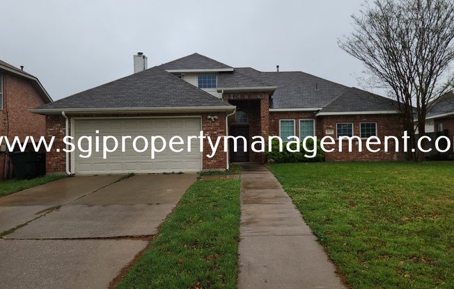 4021 CHRISTOPHER WAY